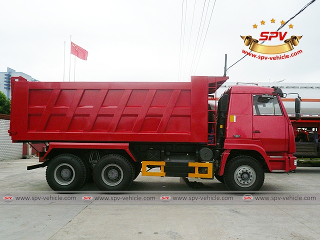 Right Side View of Dump Truck Sinotruk (6X4) to Nigeria