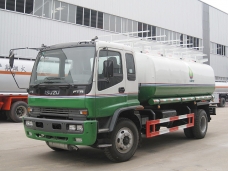 To Gambia - ISUZU fuel tanker (15,000 liters) in 2013