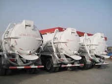 To Middle East - 3 units of sewage vacuum trucks in 2010