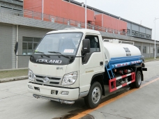 To Saint Kitts and Nevis - Forland water sprinkler truck (4,000 litres) in May, 2016.