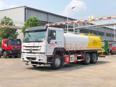 【Sep. 2019】To Mongolia - Water Spraying Truck Sinotruk(20,000 litres)