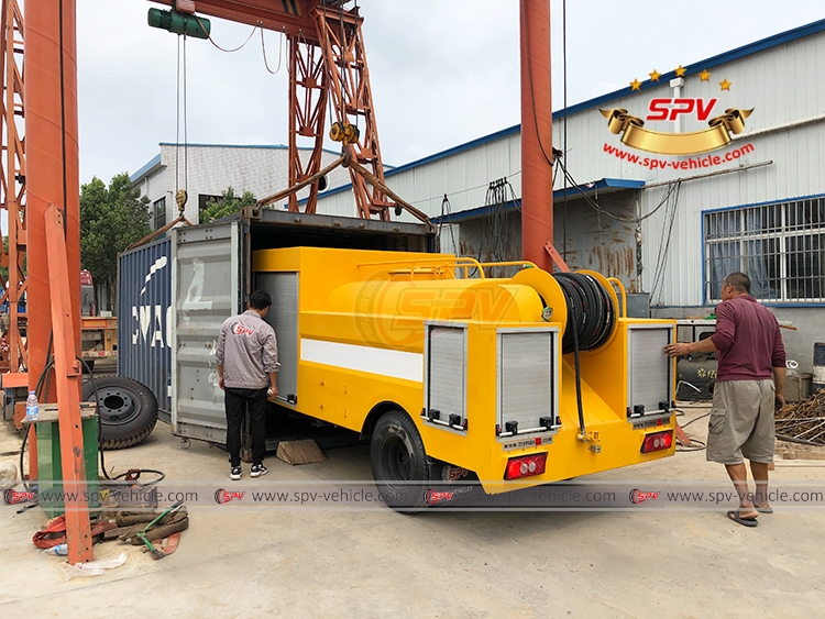 SPV dispatched 2,000 litres sewer jetting truck JMC to Maldives in July, 2020.