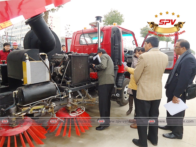 Road sweepers (right hand drive) is being inspected by Bangladesh officers