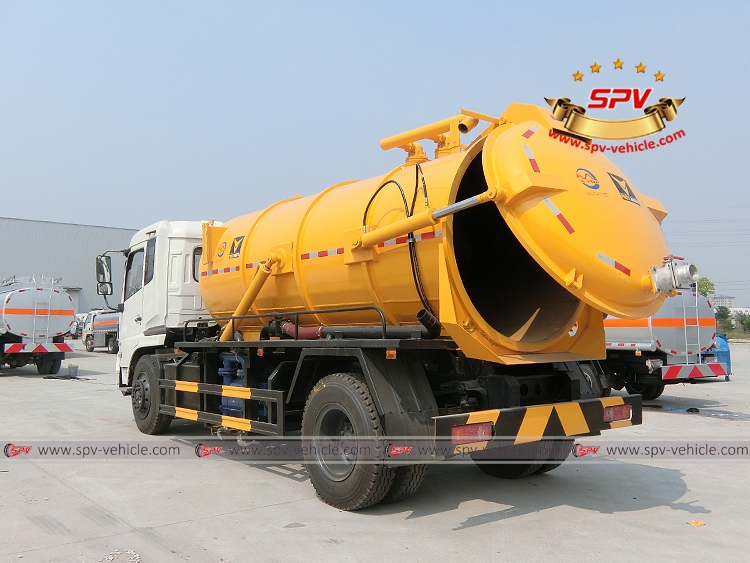 8,000 Litres(2,100 Gallons) Gully Emptier Truck, Vacuum Tank Truck, Sewer  Vacuum Truck, Sewage Suction Truck from China