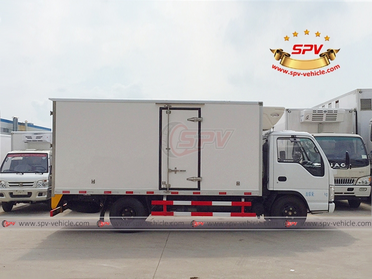 ISUZU Refrigerator Truck - RS ISUZU Refrigerator Truck - RS