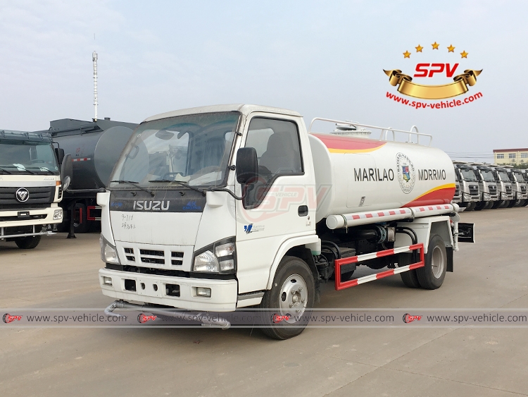 5,000 litres Water Spray Truck ISUZU - LF 5,000 litres Water Spray Truck ISUZU - LF