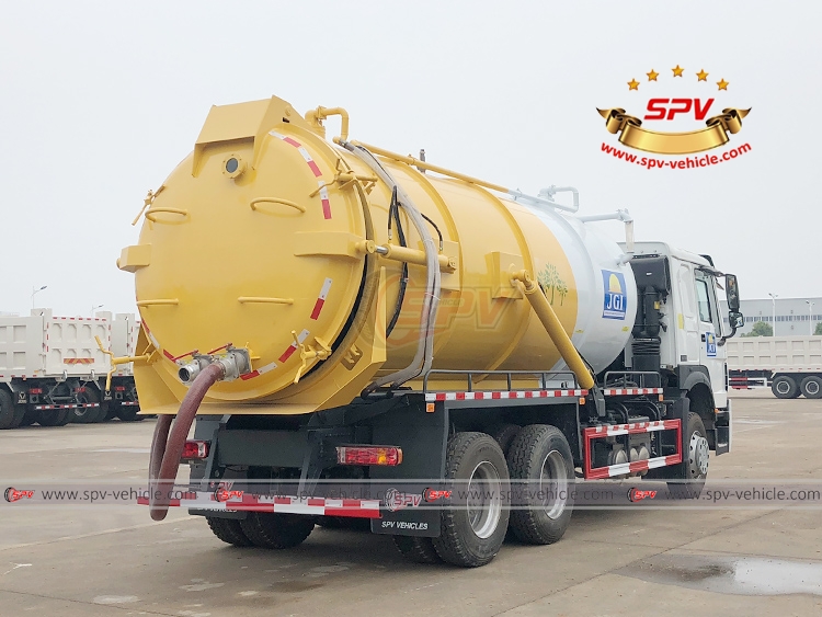 18,000 Litres Vacuum Tanker Sinotruk - RB 18,000 Litres Vacuum Tanker Sinotruk - RB