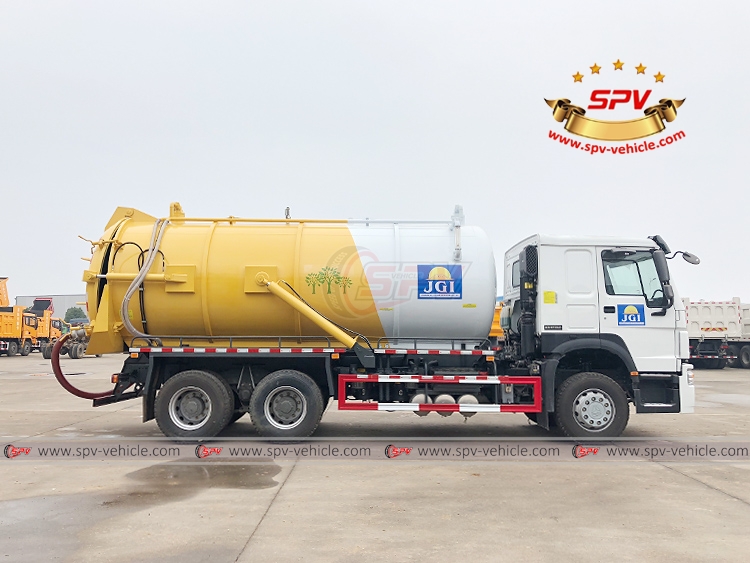 18,000 Litres Vacuum Tanker Sinotruk - RS 18,000 Litres Vacuum Tanker Sinotruk - RS