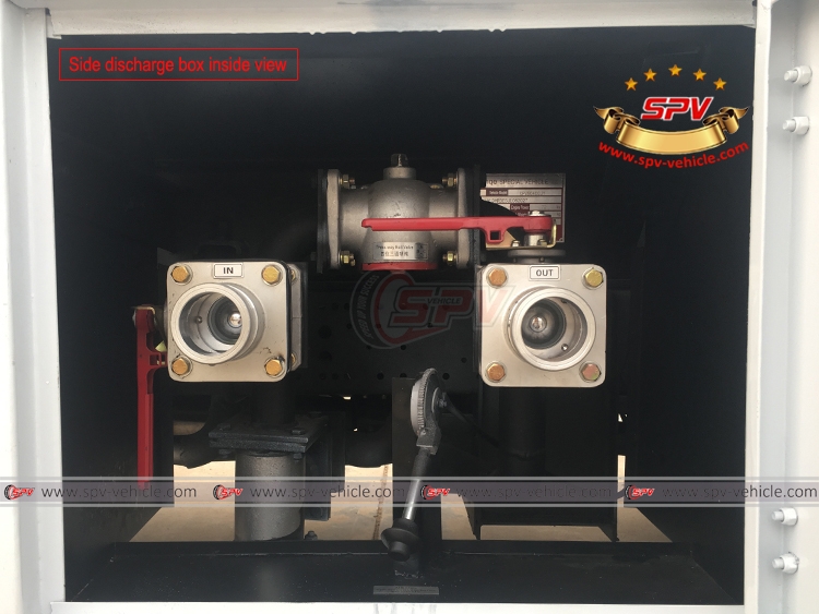 2,000 litres Mini Fuel Bowser ISUZU - Side Discharge Box 2,000 litres Mini Fuel Bowser ISUZU - Side Discharge Box