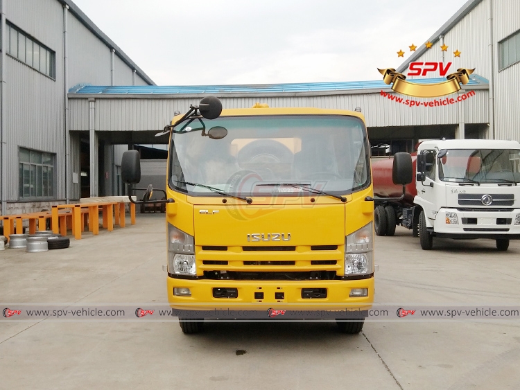 6,000 Litres Sewage Vacuum Truck ISUZU - F 6,000 Litres Sewage Vacuum Truck ISUZU - F