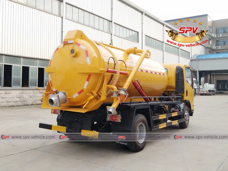 6,000 Litres Sewage Vacuum Truck ISUZU - RB 6,000 Litres Sewage Vacuum Truck ISUZU - RB