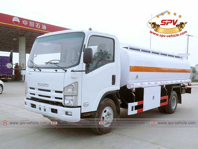 More ISUZU refueling truck (9,000 liters) shipping to Jordan