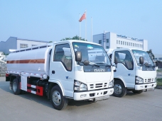 To Jordan - ISUZU fuel tankers (6,000 liters) in Oct. 2010