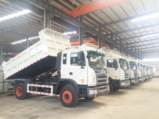 To Latin America - 11 units of 10m3 dumpers were ready for shipment in Sep.,2015