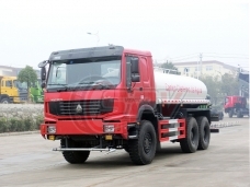 To Latin America - 6X6 Off-road Water Sprinkler Truck in November, 2017.