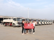 To Latin America - 10 units of water tank truck FOTON in March, 2018