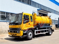 【Aug. 2022】To Ecuador - Combined Vaccum Jetting Truck ISUZU(8,000 Litres)