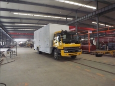 Power Van Service Truck Workshop 02