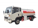 Petroleum Tank Truck HOWO(RHD)